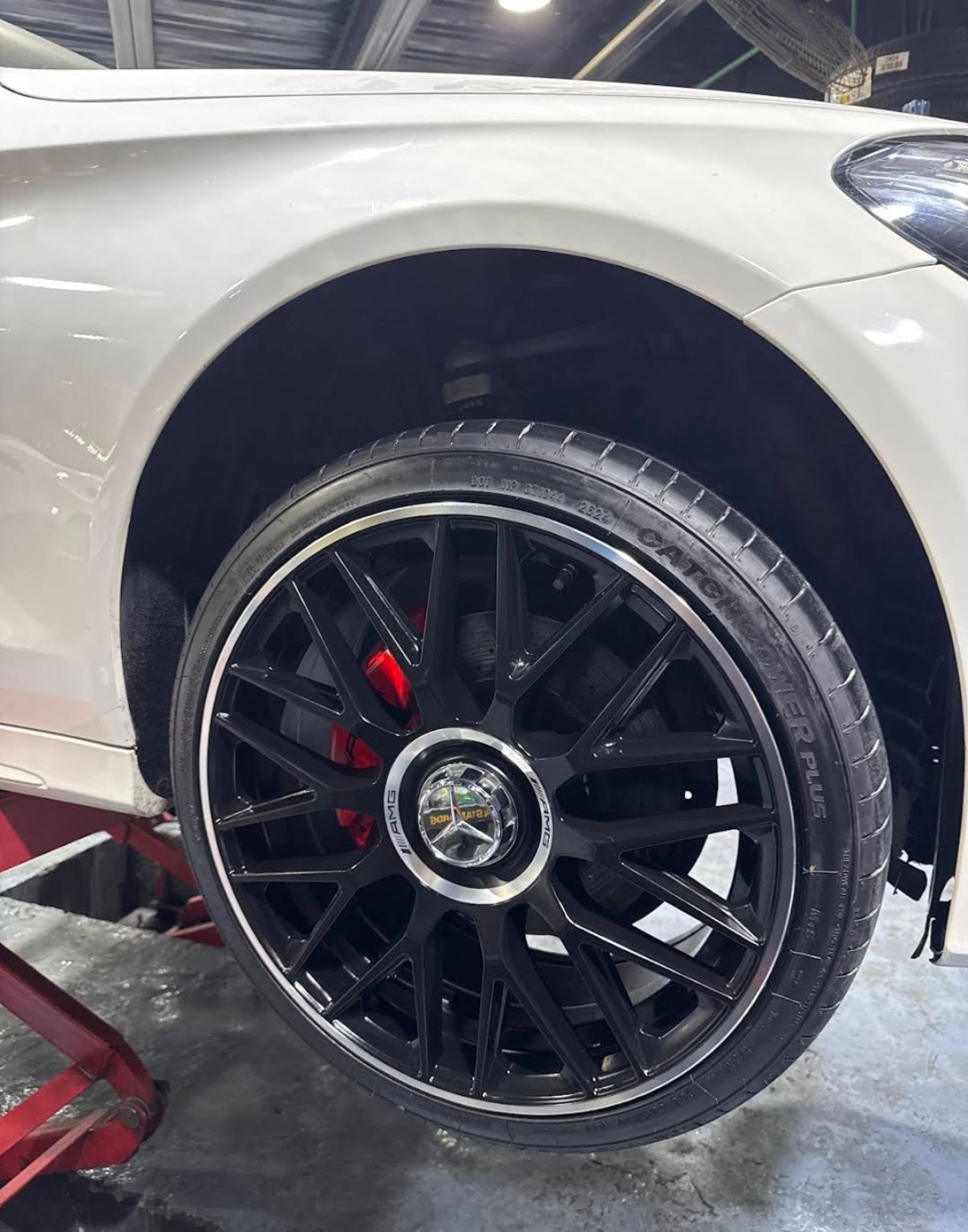M25 tyre service photo